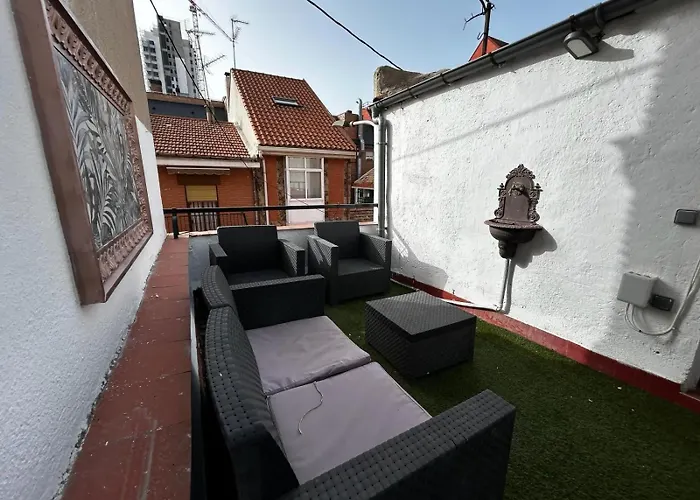 Apartamento con terraza céntrico moderno Nuevo